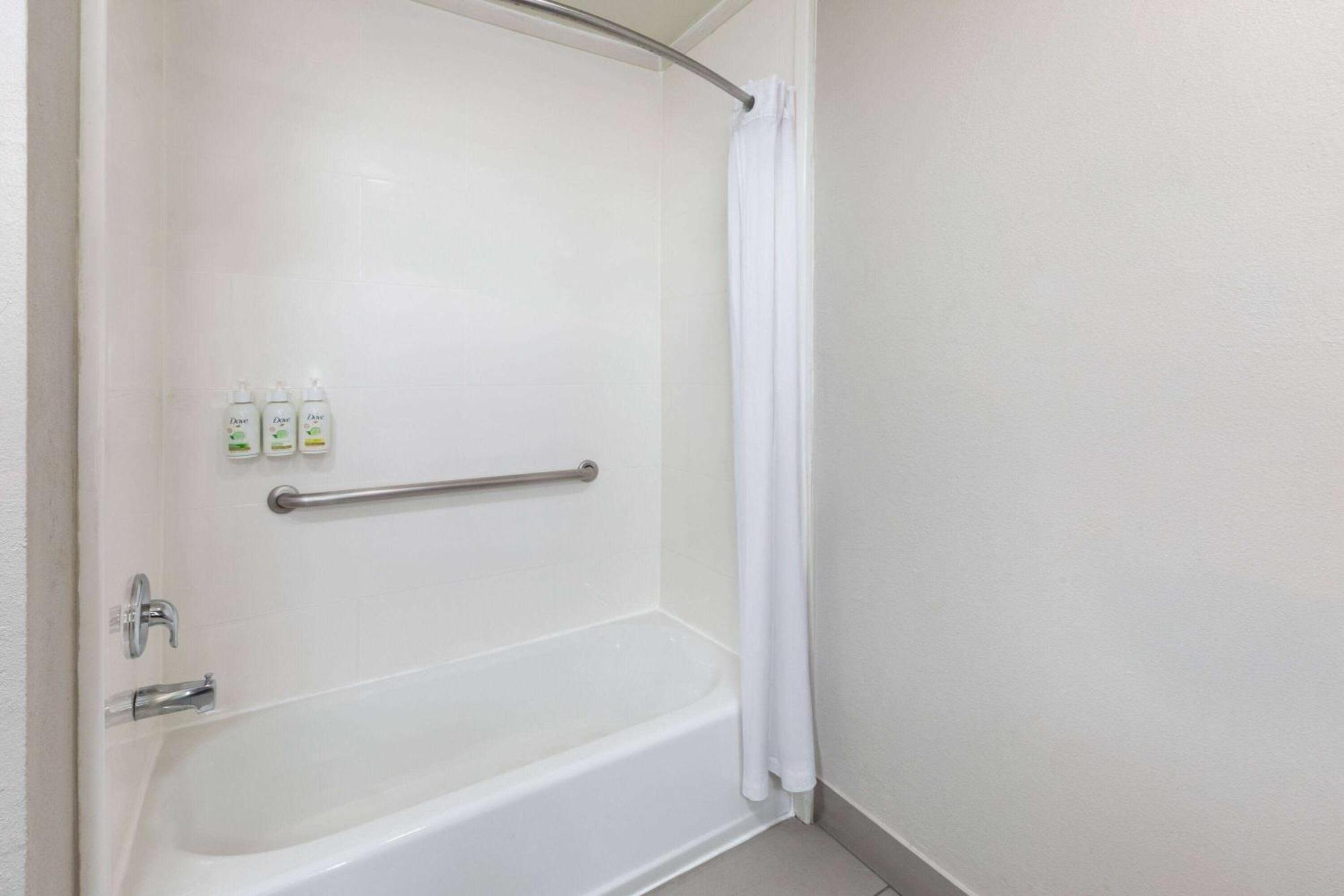 La Quinta By Wyndham North Orem Bagian luar foto