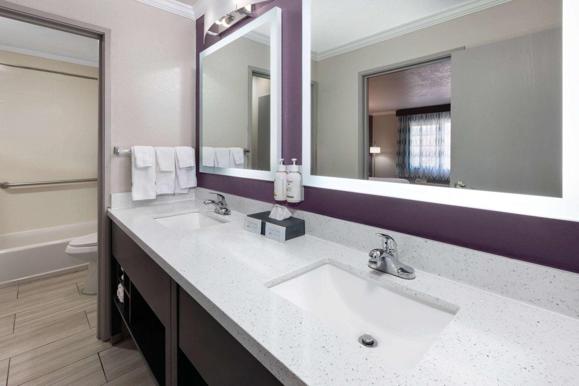 La Quinta By Wyndham North Orem Bagian luar foto